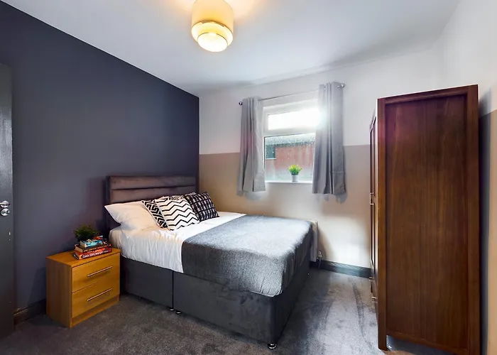 No. 3 Eglantine Avenue, Lisburn Road